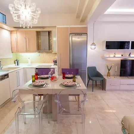 Blue Lady Seaview Apartment Rethymno (Crete)