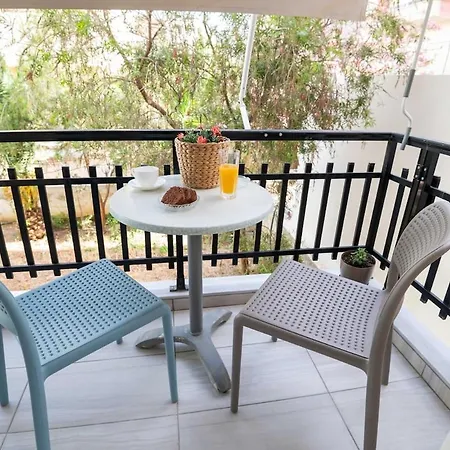 Blue Lady Seaview Apartment